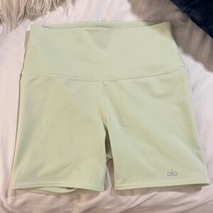 ALO Yoga Women's Pastel Green Bike Shorts